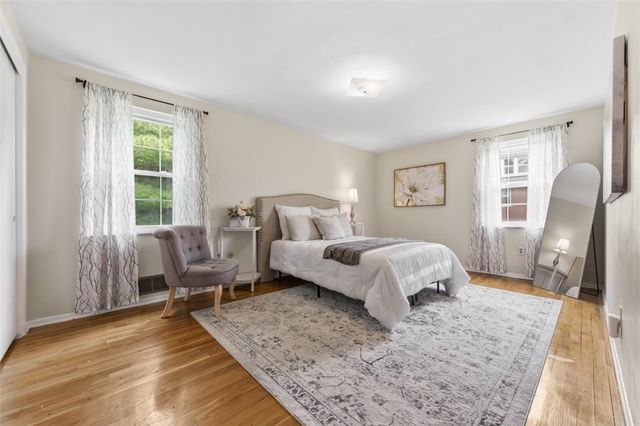 386 Old Gilkeson Road, Mt Lebanon, PA 15228