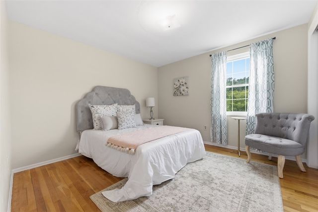 386 Old Gilkeson Road, Mt Lebanon, PA 15228
