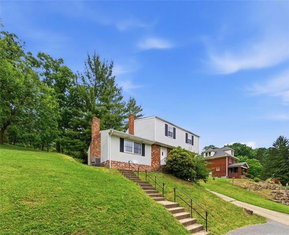386 Old Gilkeson Road, Mt Lebanon, PA 15228
