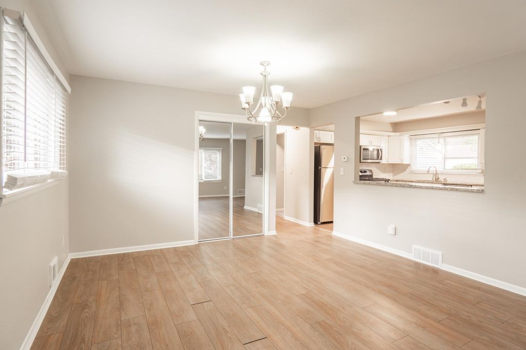 6418 Knoll Street N, Golden Valley, MN 55427 — photo 3