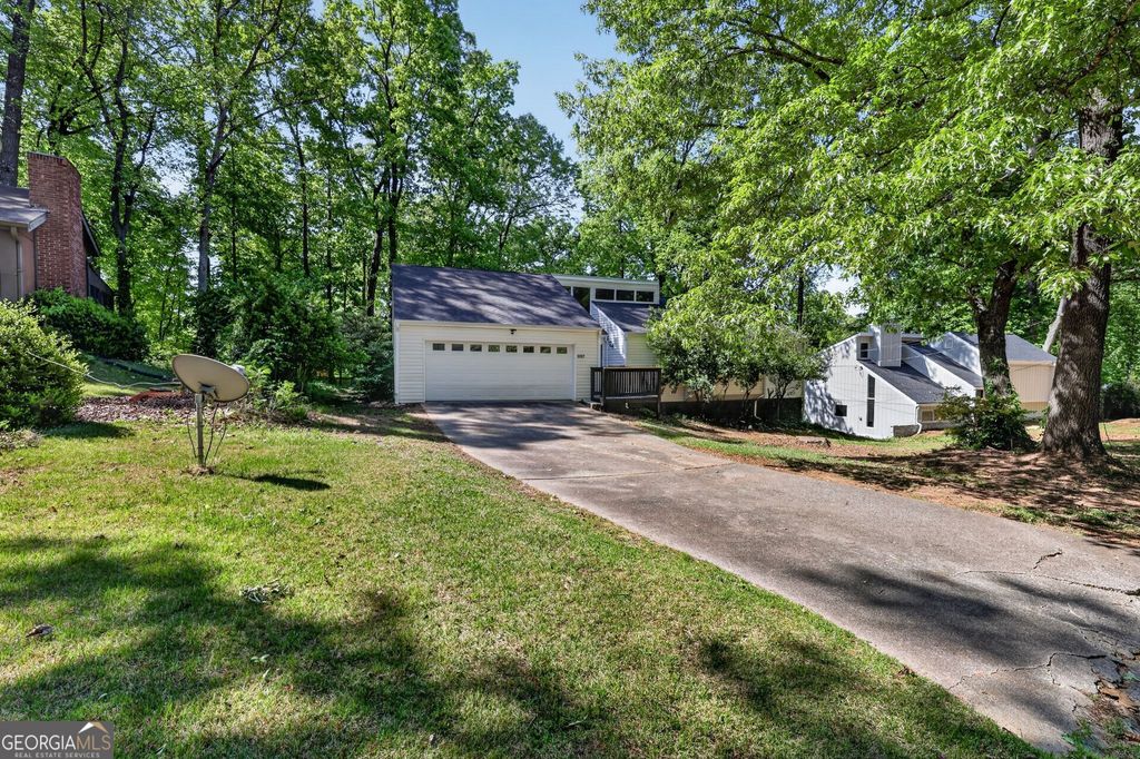 5007 Hickory Oak Court, Stone Mountain, GA 30088
