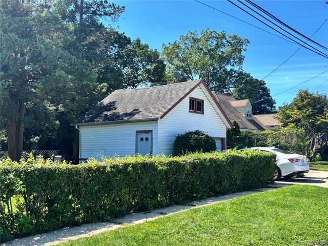 330 Baldwin Road, Hempstead, NY 11550