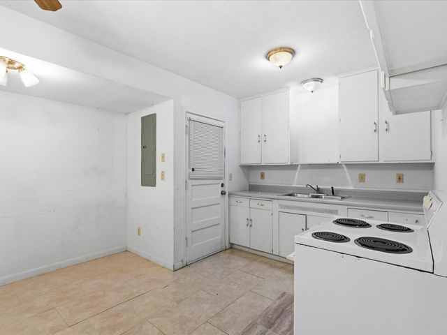 307 Depot Street, Whitesboro, TX 76273