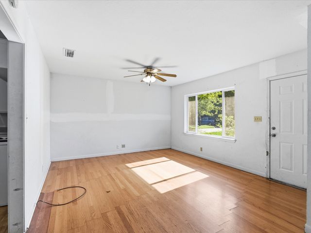 307 Depot Street, Whitesboro, TX 76273