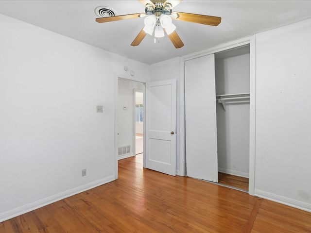 307 Depot Street, Whitesboro, TX 76273