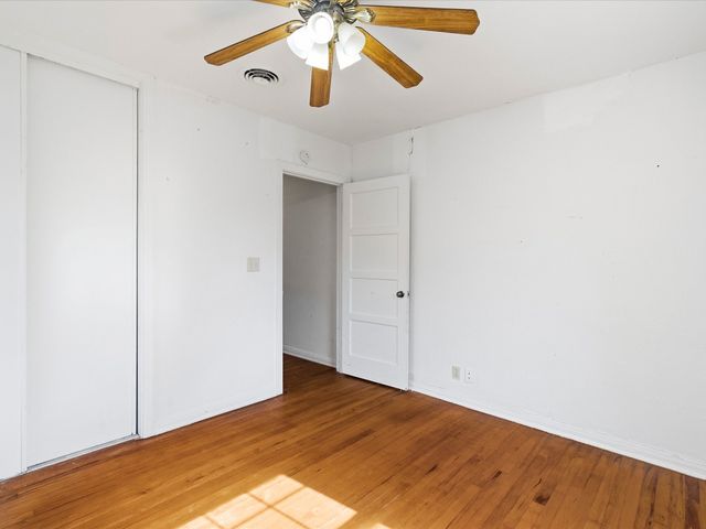 307 Depot Street, Whitesboro, TX 76273