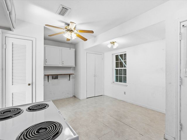 307 Depot Street, Whitesboro, TX 76273