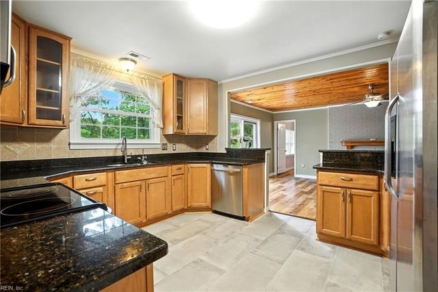 813 Fontaine AVE, Norfolk, VA 23502
