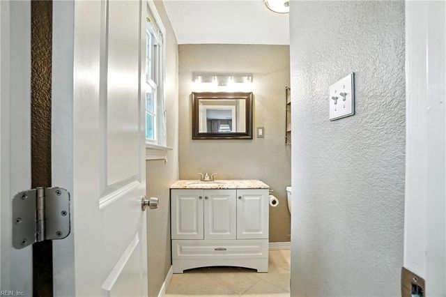 813 Fontaine AVE, Norfolk, VA 23502