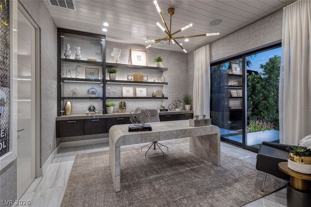 527 Overlook Rim Drive, Henderson, NV 89012