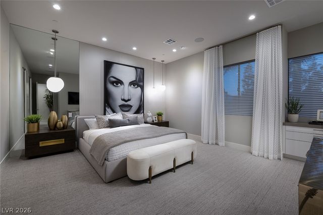 527 Overlook Rim Drive, Henderson, NV 89012