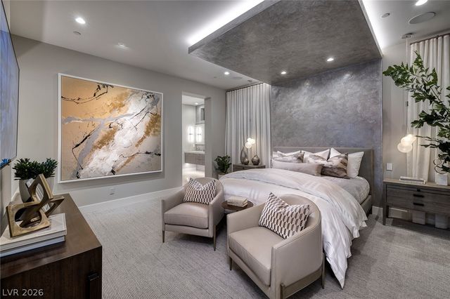 527 Overlook Rim Drive, Henderson, NV 89012