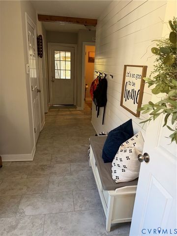 2526 Jordan Woods Dr, Mechanicsville, VA 23111