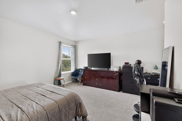 218 Banjo Trail, Newark, TX 76071