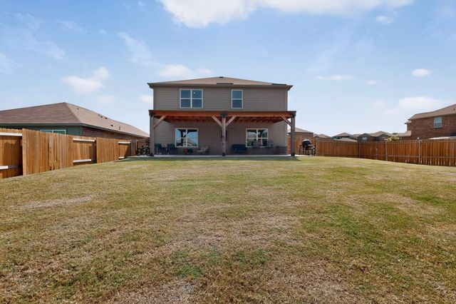 218 Banjo Trail, Newark, TX 76071