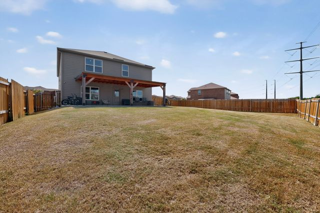 218 Banjo Trail, Newark, TX 76071