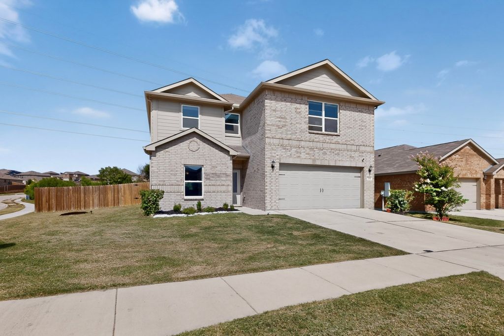 218 Banjo Trail, Newark, TX 76071