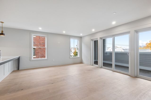 59 Spear St. 3, Quincy, MA 02169