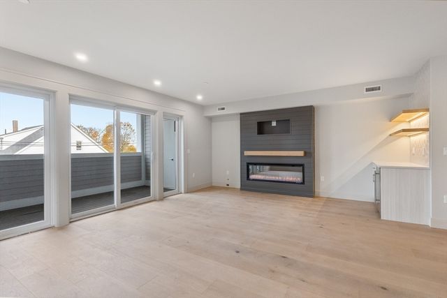 59 Spear St. 3, Quincy, MA 02169