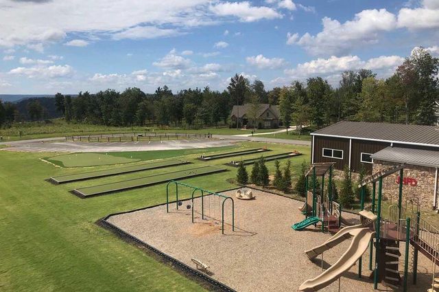 2070 River Bluffs Drive, Jasper, TN 37347