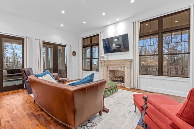 2070 River Bluffs Drive, Jasper, TN 37347