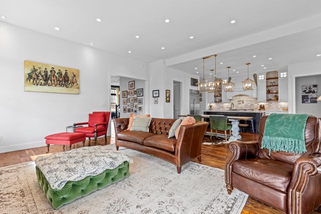 2070 River Bluffs Drive, Jasper, TN 37347