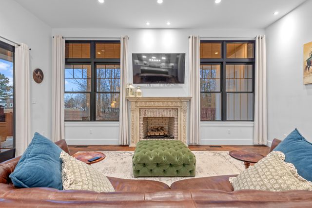 2070 River Bluffs Drive, Jasper, TN 37347