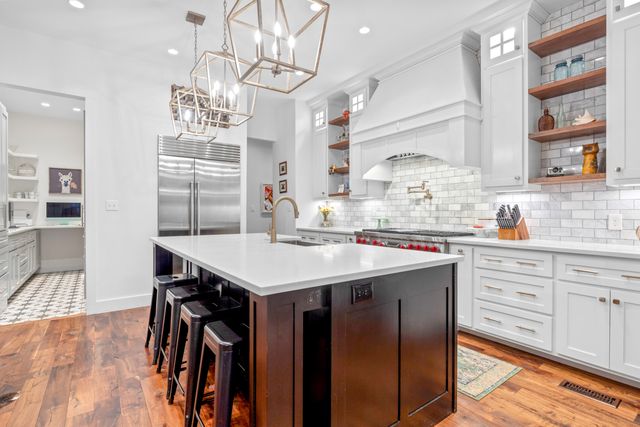 2070 River Bluffs Drive, Jasper, TN 37347