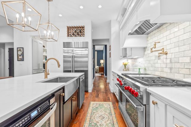 2070 River Bluffs Drive, Jasper, TN 37347