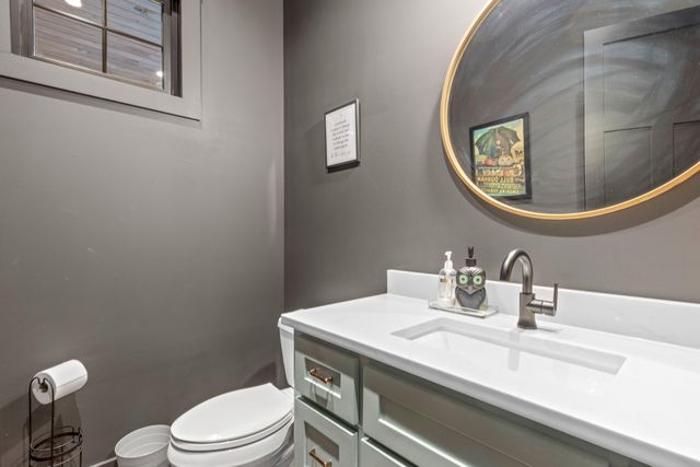 2070 River Bluffs Drive, Jasper, TN 37347