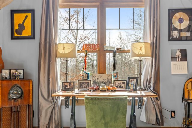 2070 River Bluffs Drive, Jasper, TN 37347