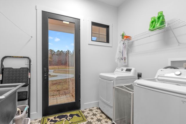 2070 River Bluffs Drive, Jasper, TN 37347