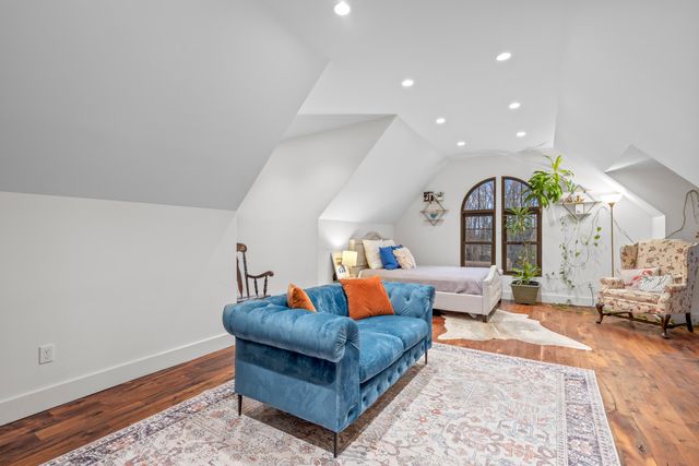 2070 River Bluffs Drive, Jasper, TN 37347