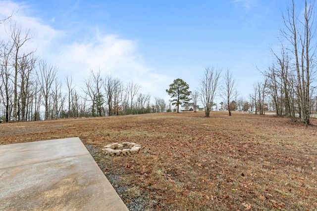 2070 River Bluffs Drive, Jasper, TN 37347