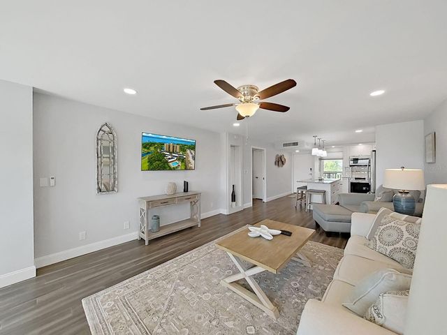 2620 COVE CAY DRIVE 403, Clearwater, FL 33760