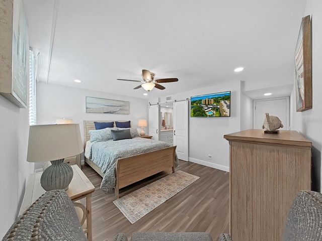 2620 COVE CAY DRIVE 403, Clearwater, FL 33760