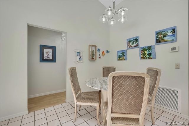 83 Oak Village Boulevard, Homosassa, FL 34446