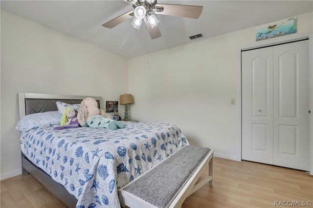 83 Oak Village Boulevard, Homosassa, FL 34446
