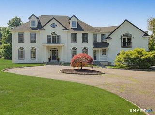 125 Skunk Lane, Wilton, CT 06897