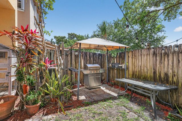16266 SW 103rd Terrace, Miami, FL 33196