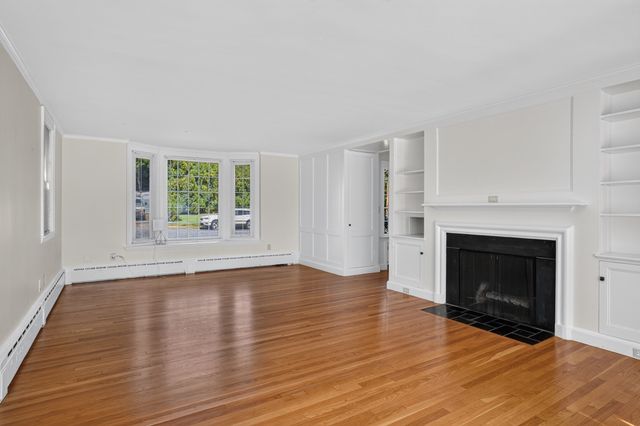 122 Maple Street, Norwood, MA 02062