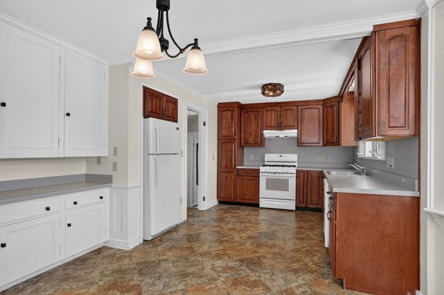 122 Maple Street, Norwood, MA 02062