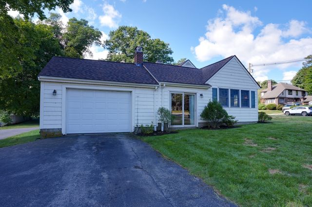 122 Maple Street, Norwood, MA 02062