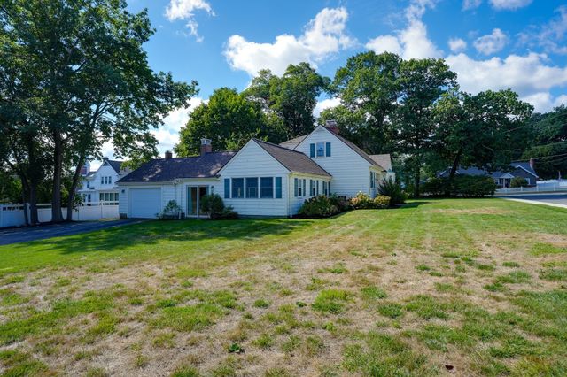 122 Maple Street, Norwood, MA 02062