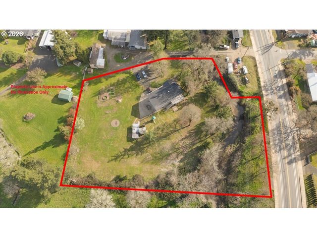 3905 CARNES Rd, Roseburg, OR 97471