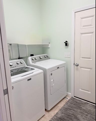 6245 HAYFIELD Circle, Erie, PA 16509