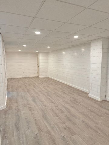 6245 HAYFIELD Circle, Erie, PA 16509