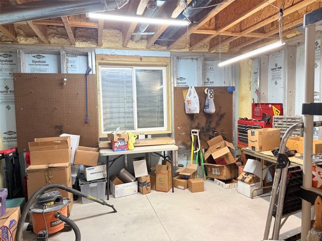 6245 HAYFIELD Circle, Erie, PA 16509