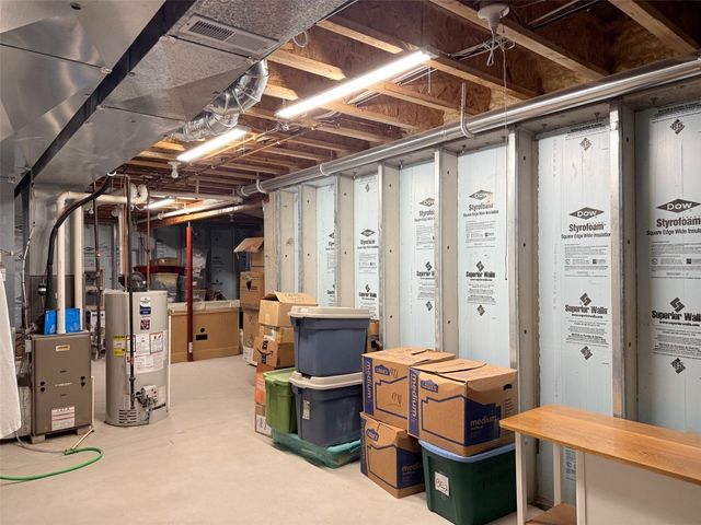 6245 HAYFIELD Circle, Erie, PA 16509