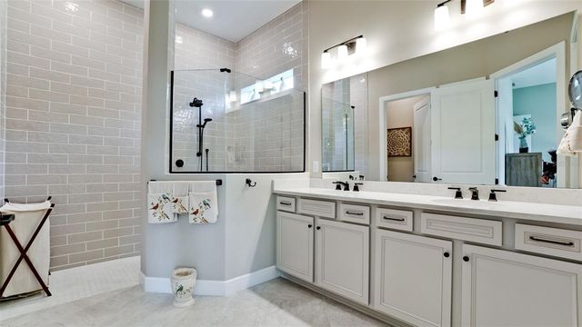 8609 SEA SCAPE COVE, Parrish, FL 34219